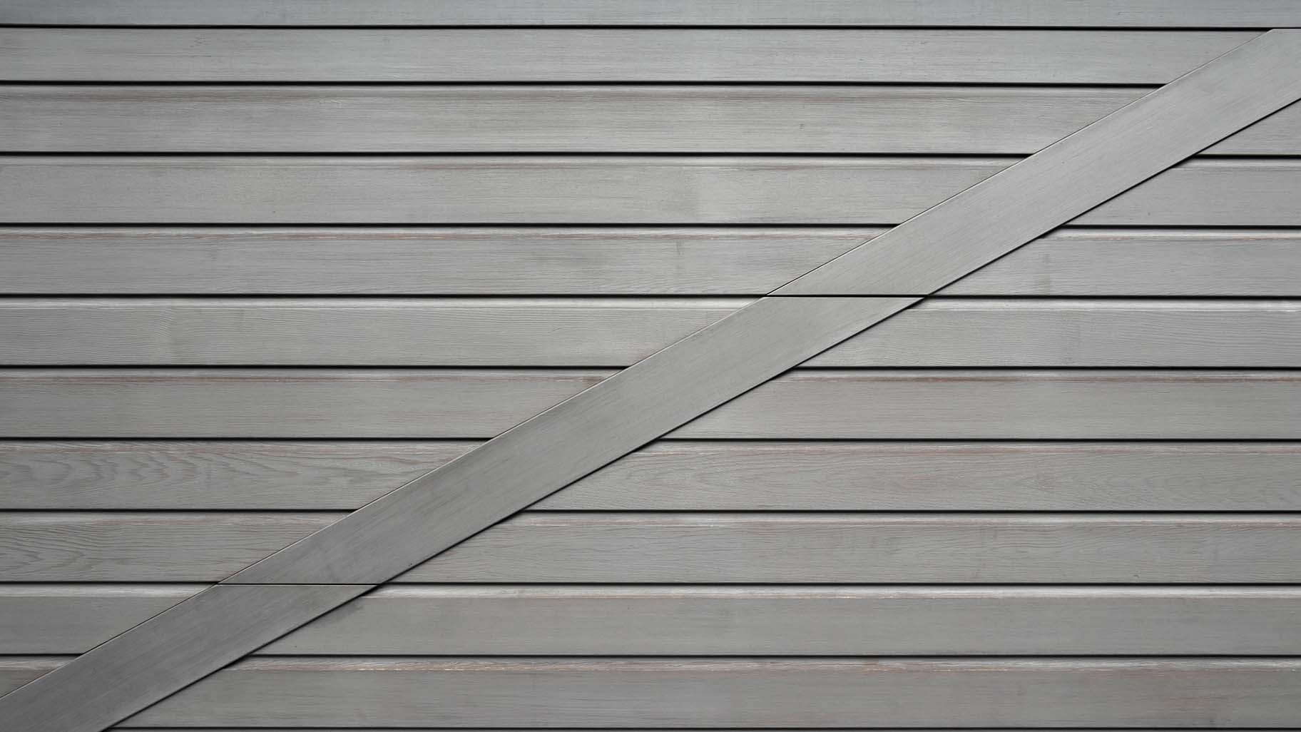 Houten sectionaaldeur horizontale latten