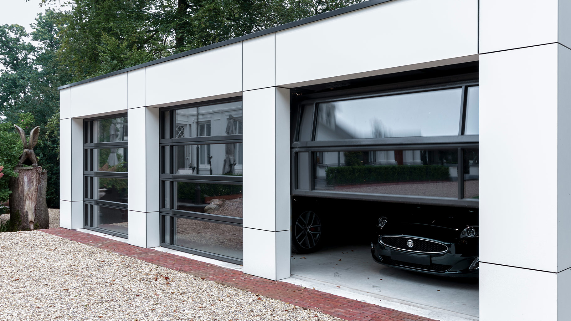 Different Doors glazen garagedeur